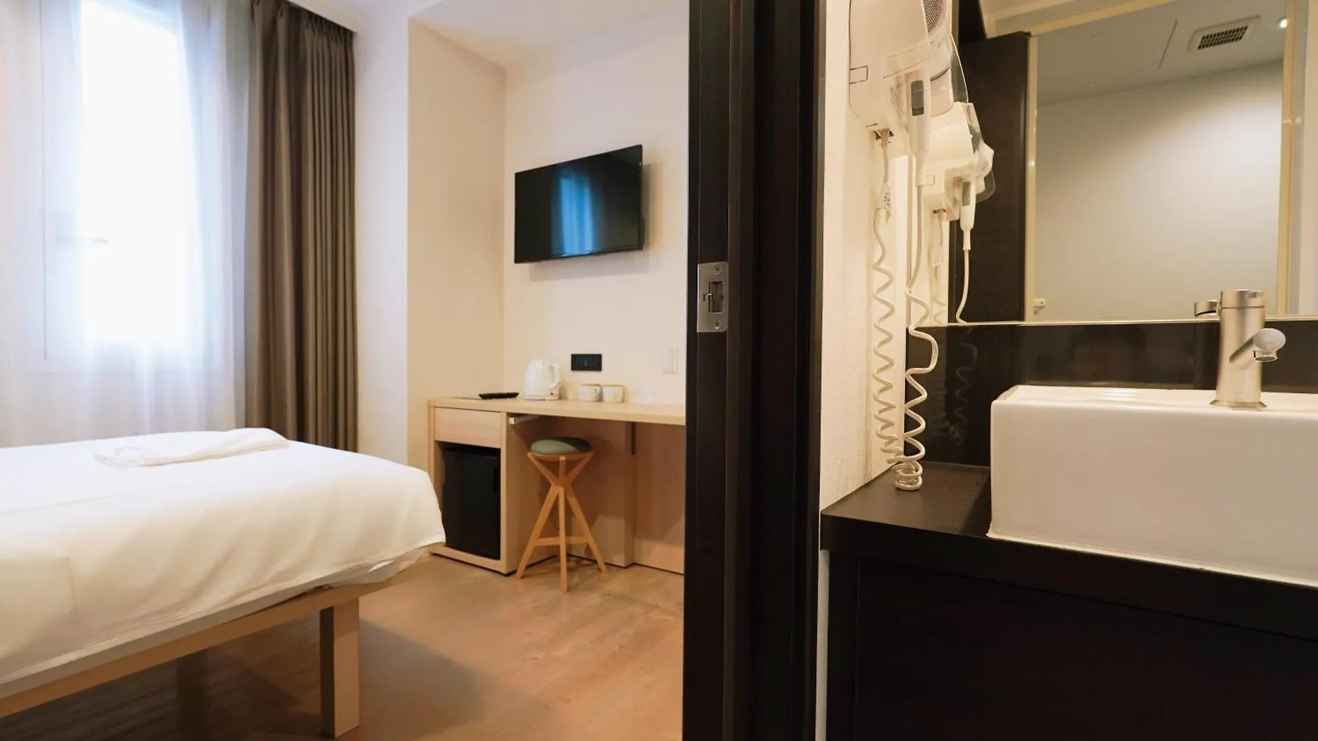 Park Central Sakura Hotel Osaka